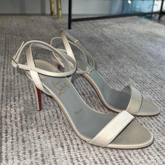 New Christian Louboutin Loubigirl 85 Satin Heels Sandals Cream White Bridal 38 - Picture 11 of 16